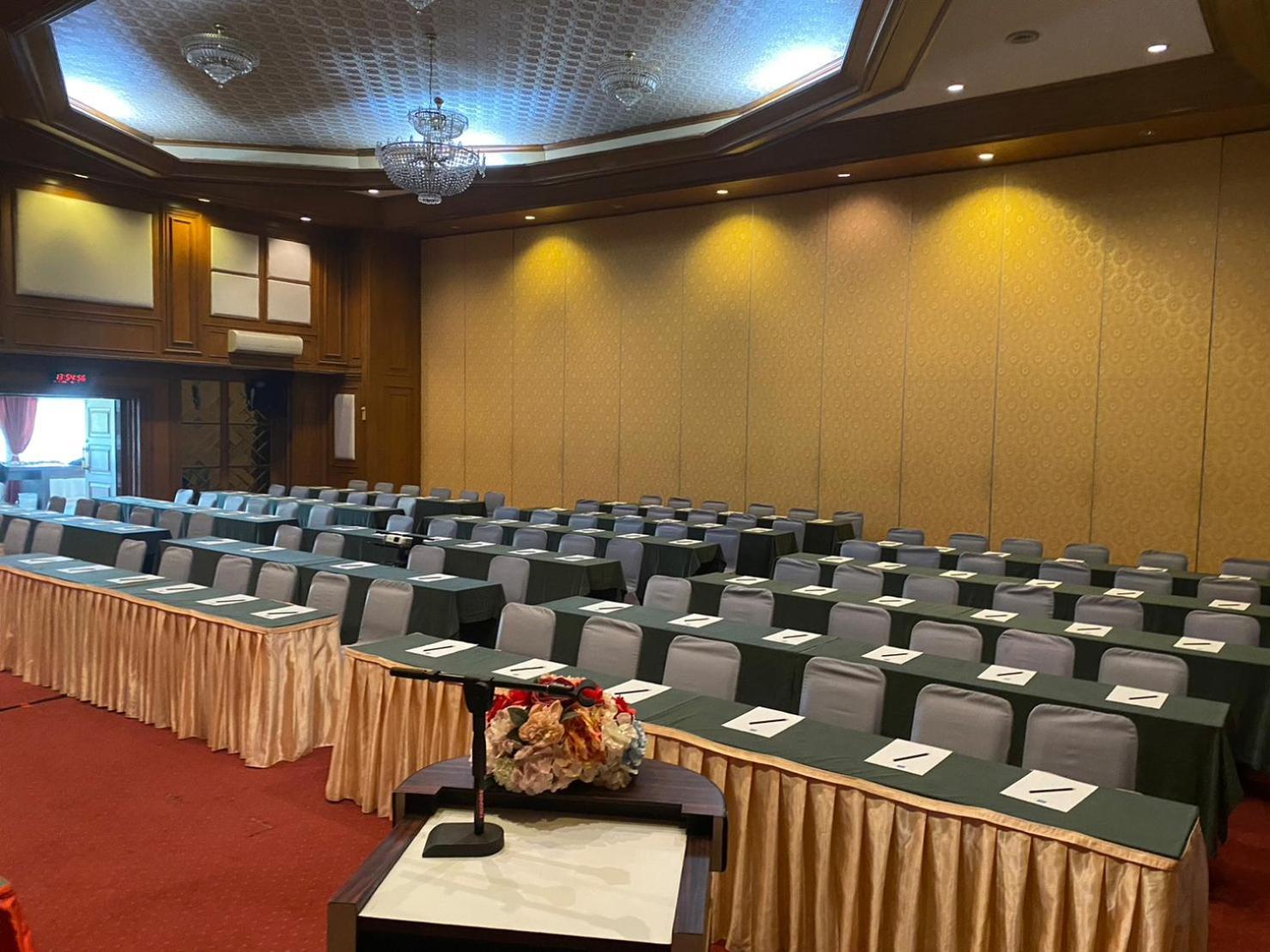 First Pacific Cirrus Hotel Pattaya Exterior foto